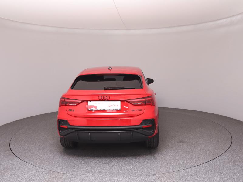 Audi Q3 Sportback 35 TFSI admired