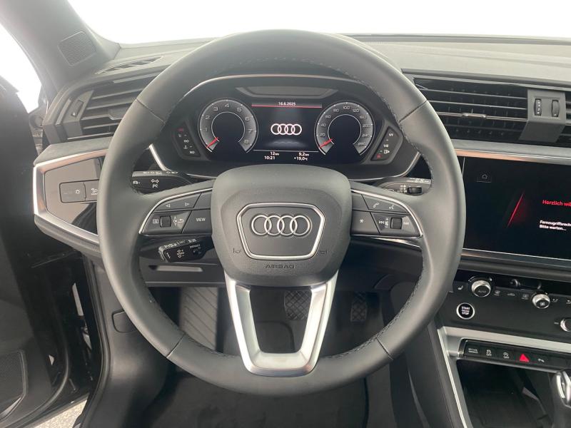Audi Q3 Sportback 35 TFSI admired