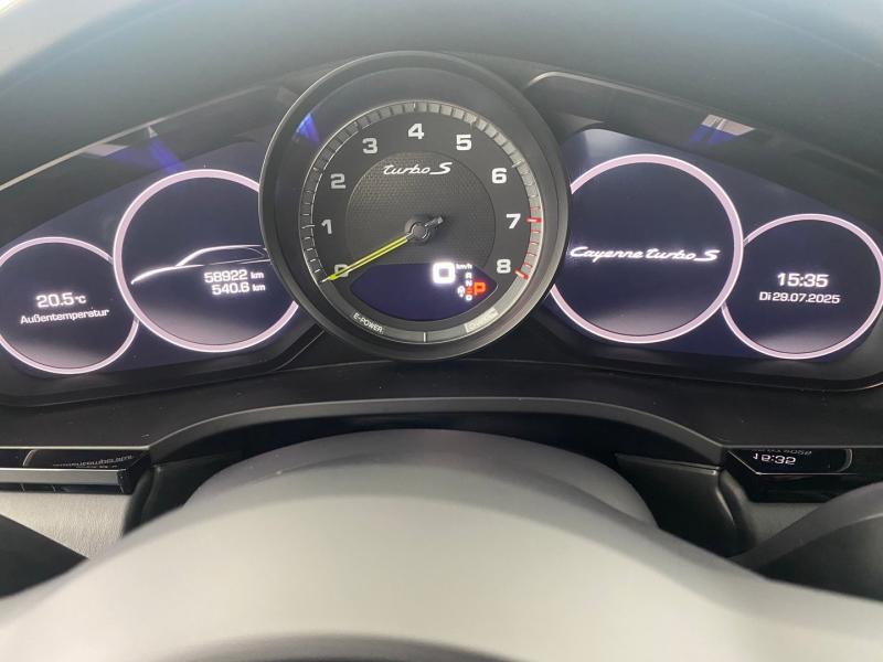 Porsche Cayenne Turbo S E-Hybrid III