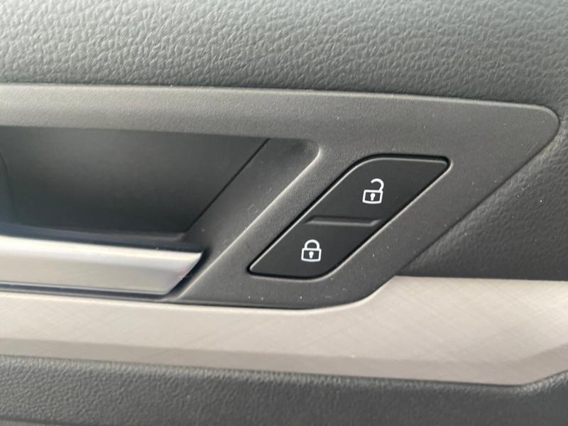 VW Golf Variant Life TDI