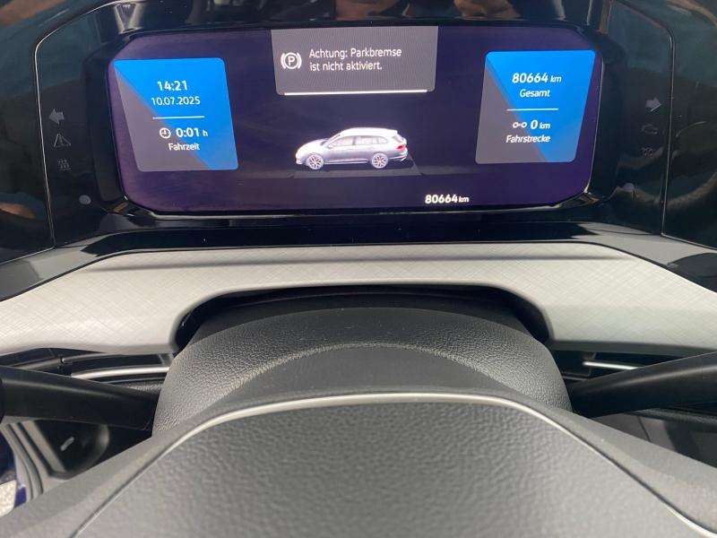 VW Golf Variant Life TDI