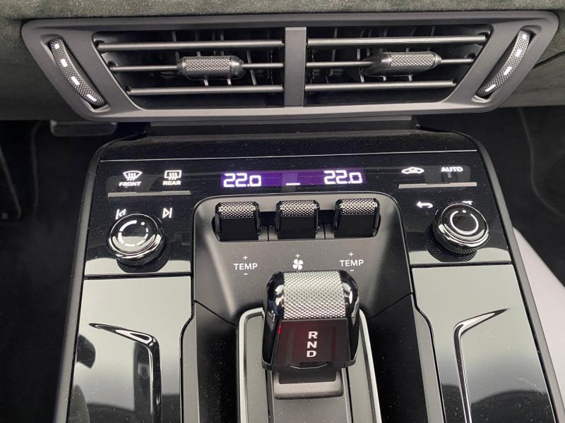 Porsche 911 Carrera GTS Cabriolet