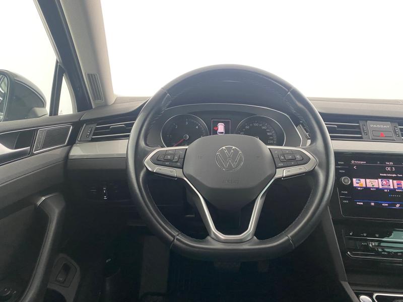 VW Passat Variant Business TDI DSG