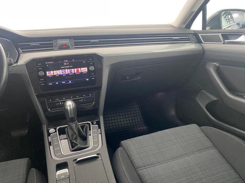 VW Passat Variant Business TDI DSG