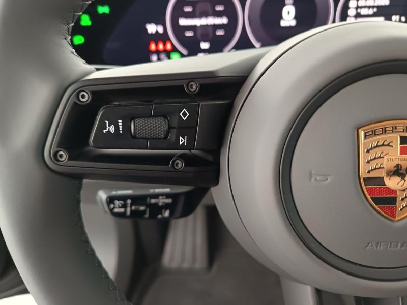 Porsche Taycan 4S Cross Turismo