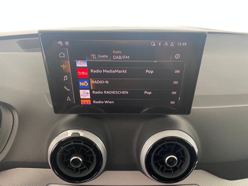 Audi Q2 35 TDI S line