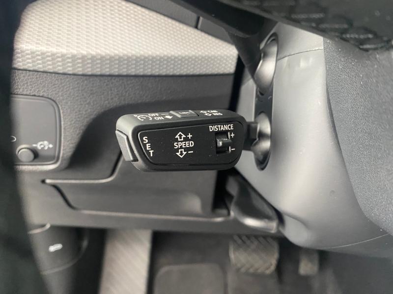 Audi Q2 35 TDI S line