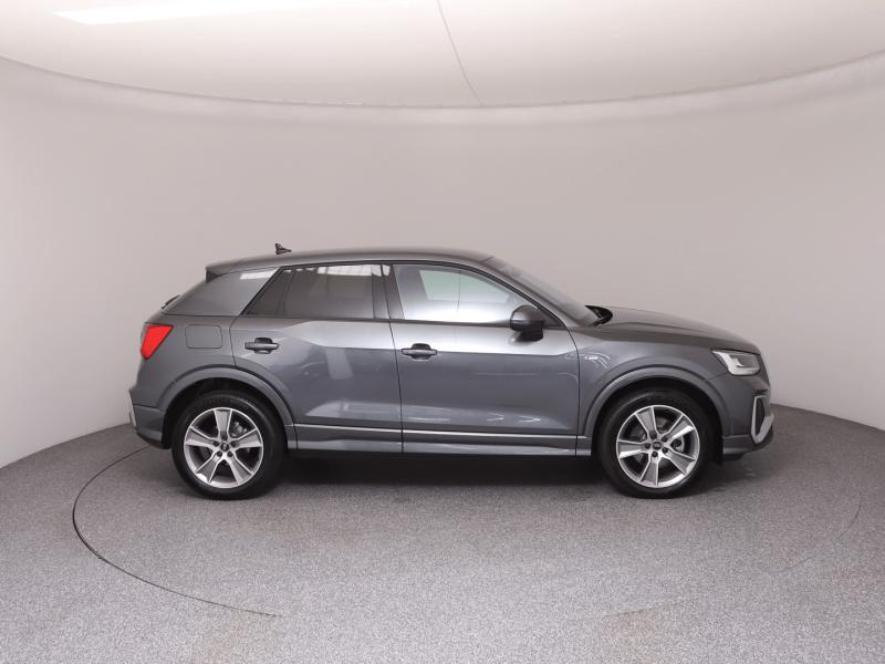Audi Q2 35 TDI S line