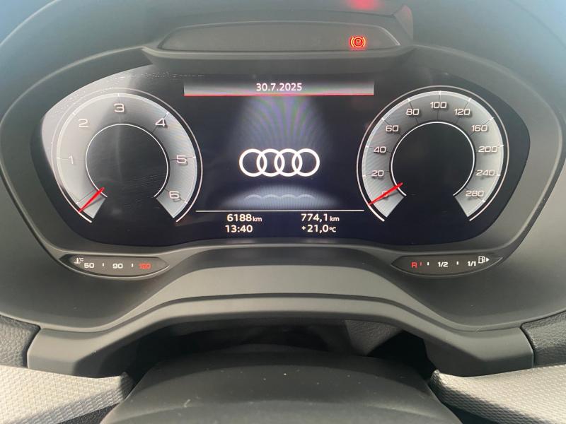 Audi Q2 35 TDI S line