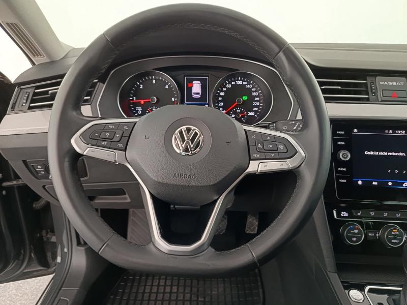 VW Passat Variant Business TDI SCR DSG