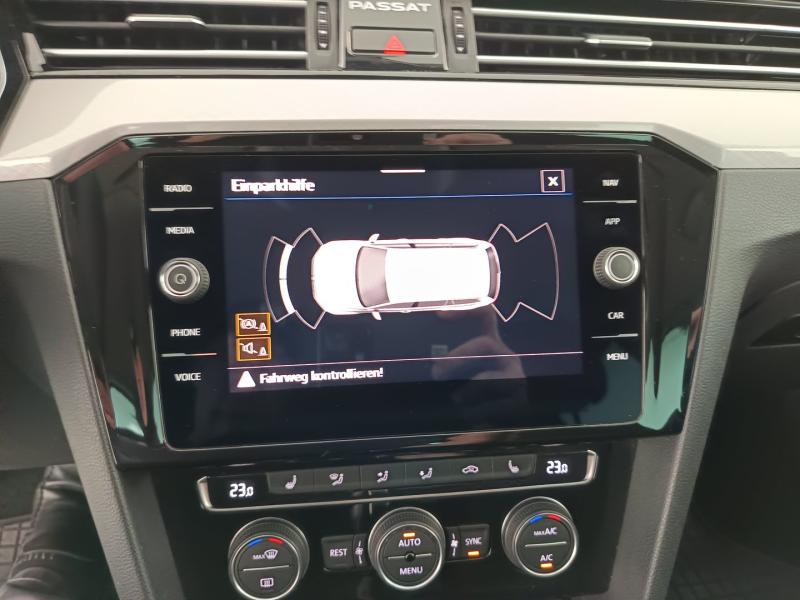 VW Passat Variant Business TDI SCR DSG