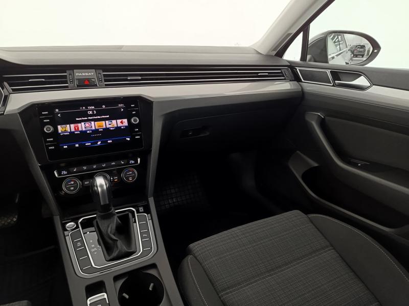 VW Passat Variant Business TDI SCR DSG