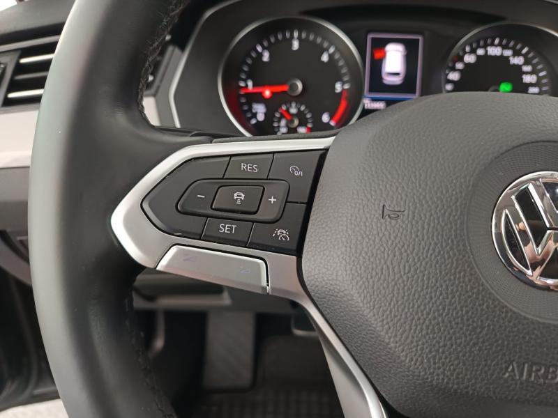 VW Passat Variant Business TDI SCR DSG