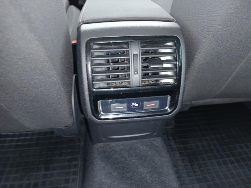 VW Passat Variant Business TDI SCR DSG