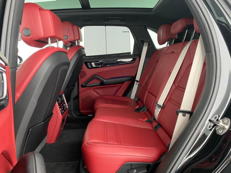 Porsche Cayenne E-Hybrid Platinum Edition