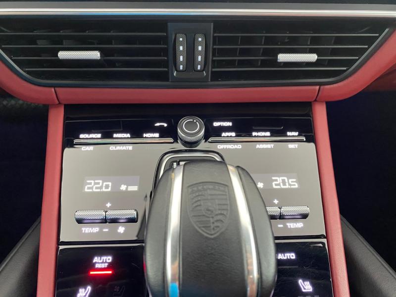 Porsche Cayenne E-Hybrid Platinum Edition