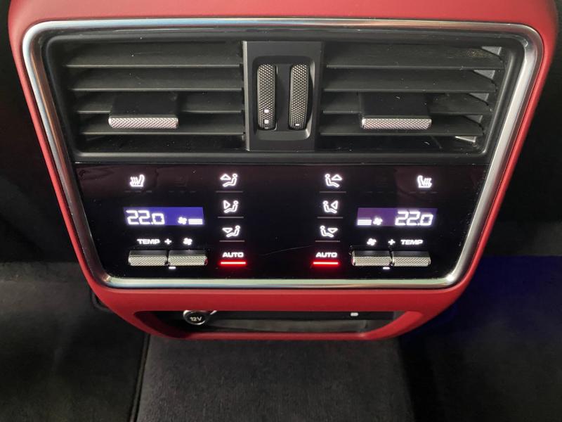 Porsche Cayenne E-Hybrid Platinum Edition