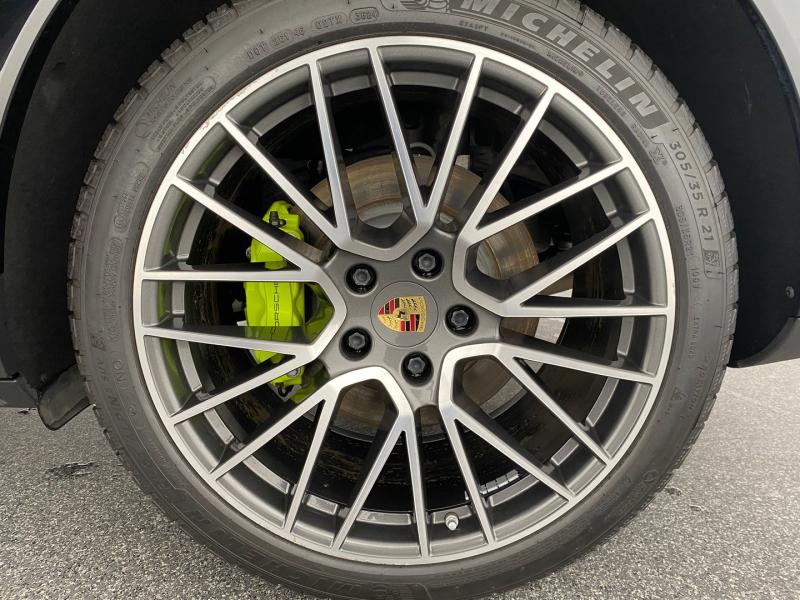 Porsche Cayenne E-Hybrid Platinum Edition