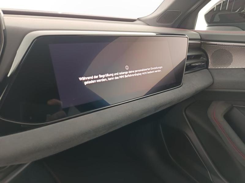 Audi A6 Avant e-hybrid quattro 270 kW