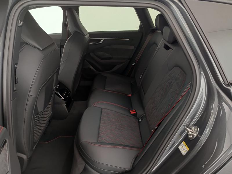 Audi A6 Avant e-hybrid quattro 270 kW