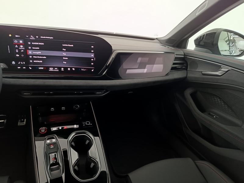 Audi A6 Avant e-hybrid quattro 270 kW