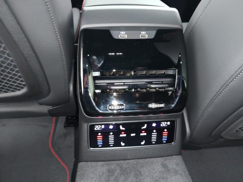 Audi A6 Avant e-hybrid quattro 270 kW