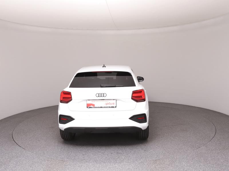 Audi Q2 30 TFSI admired