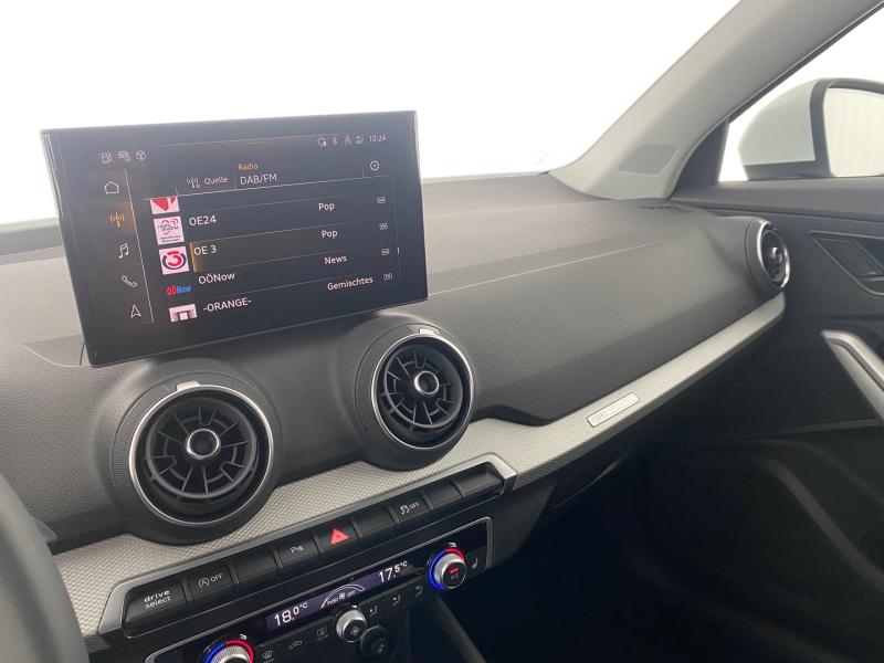 Audi Q2 30 TFSI admired