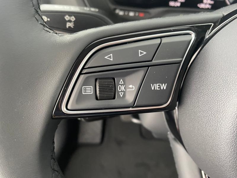 Audi Q2 30 TFSI admired