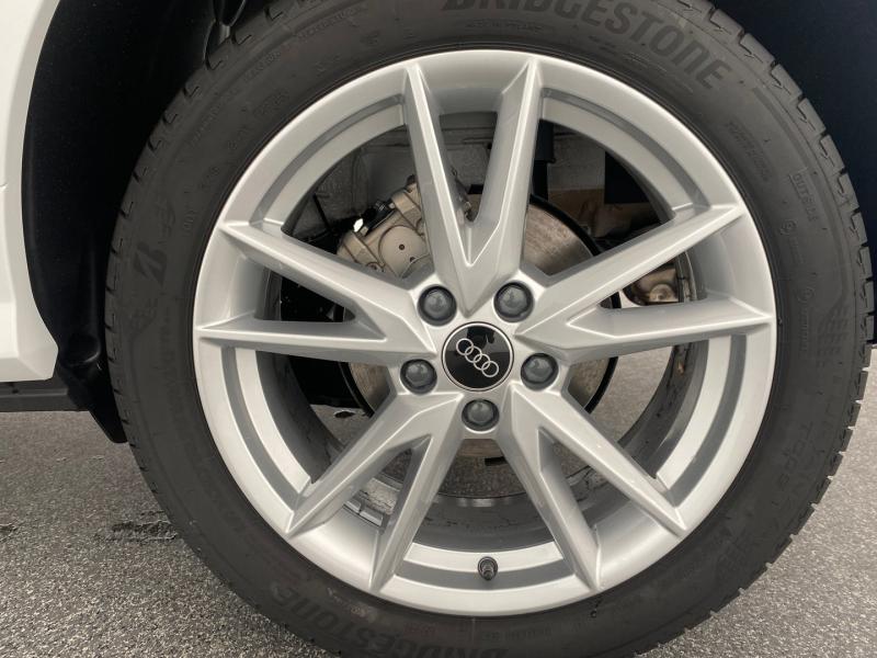 Audi Q2 30 TFSI admired