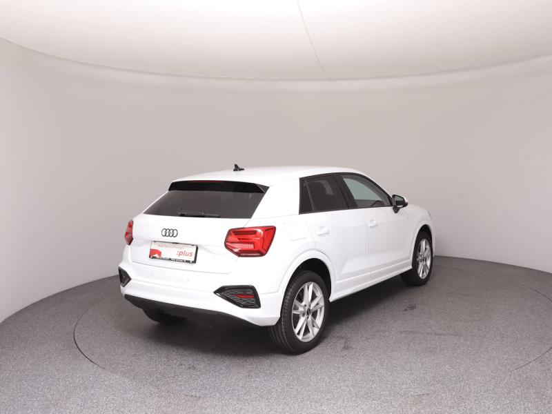 Audi Q2 30 TFSI admired