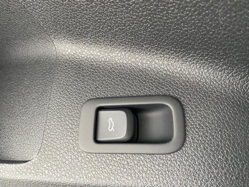 Audi Q2 30 TFSI admired