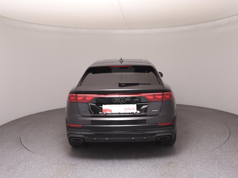 Audi Q8 TFSI e quattro 290 kW