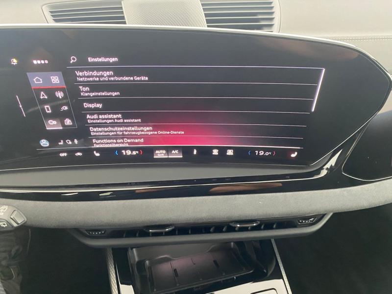 Audi A5 Avant e-hybrid quattro 270 kW