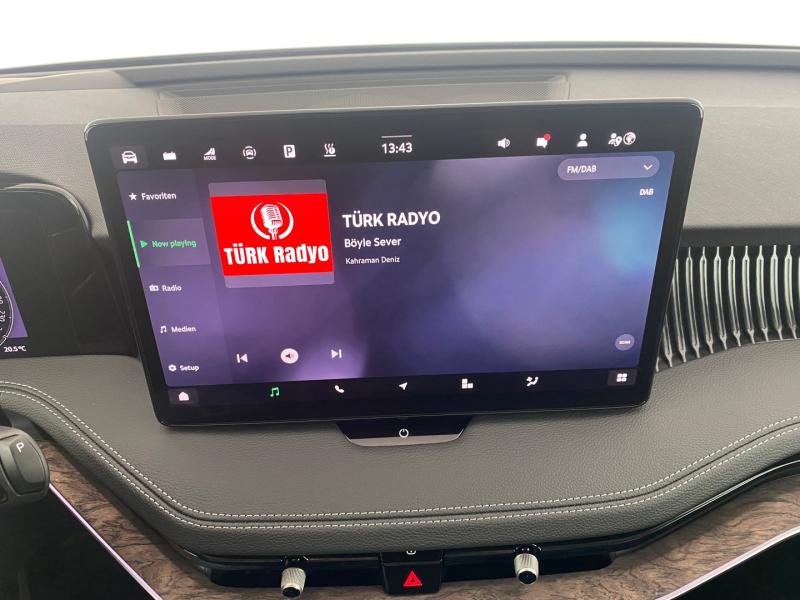 Škoda Superb Combi L&K iV TSI DSG