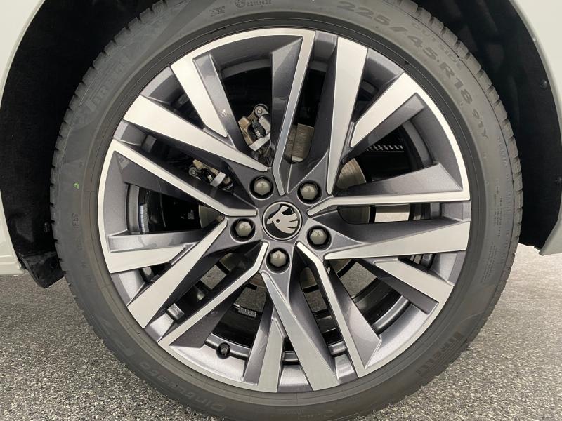 Škoda Octavia Combi Selection TDI DSG