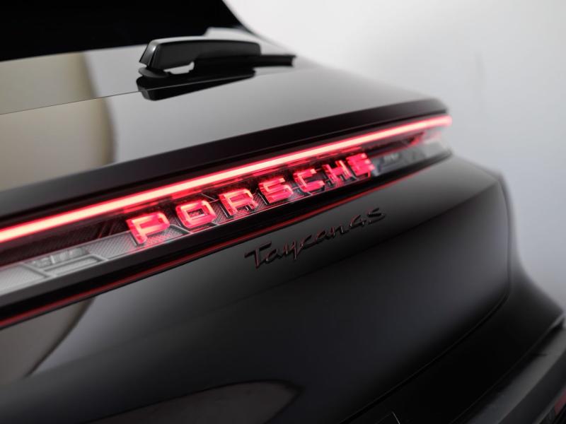 Porsche Taycan 4S Sport Turismo