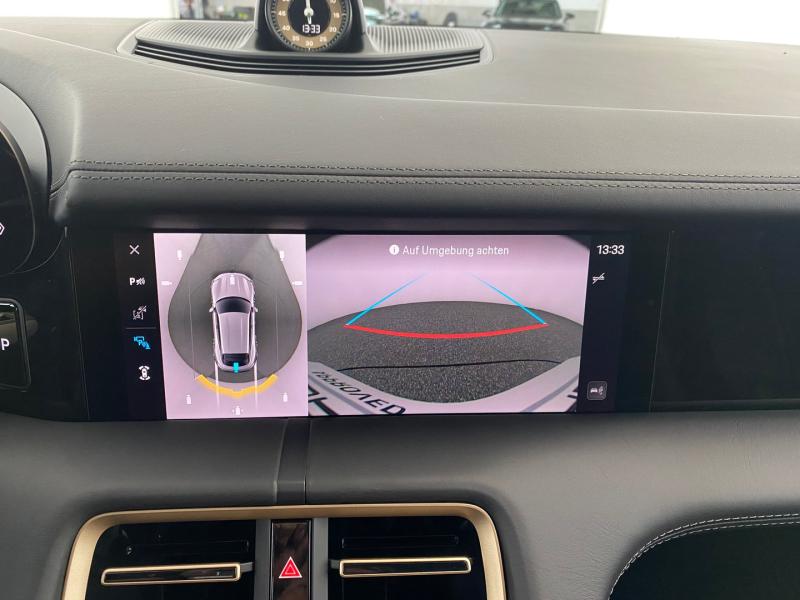 Porsche Taycan 4 Cross Turismo