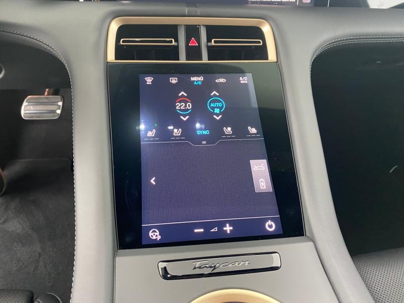 Porsche Taycan 4 Cross Turismo