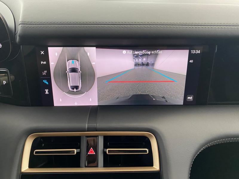 Porsche Taycan 4 Cross Turismo