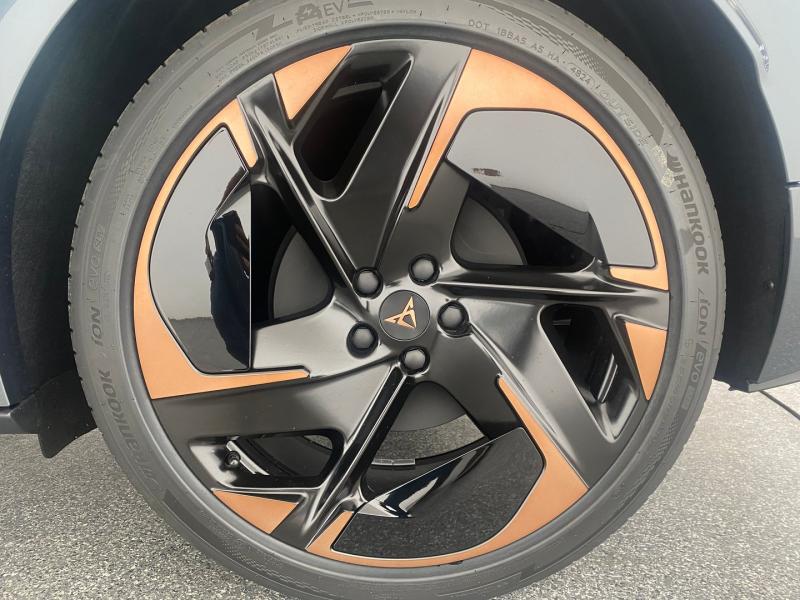 CUPRA Tavascan Adrenaline 210kW/286PS