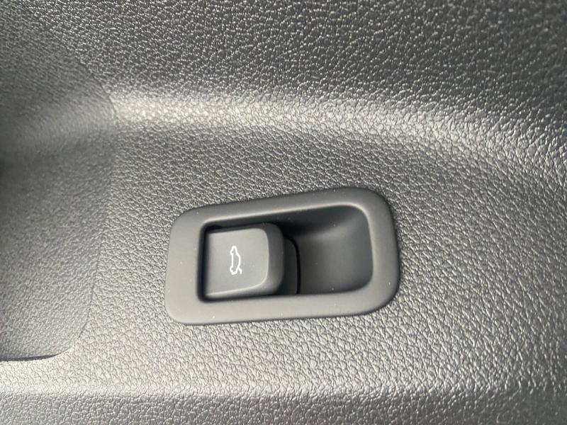 Audi Q2 30 TFSI admired