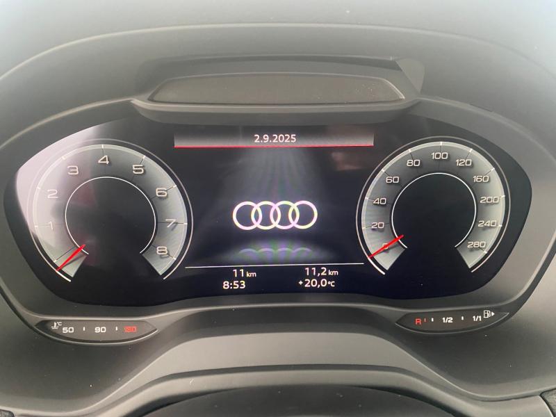 Audi Q2 30 TFSI admired