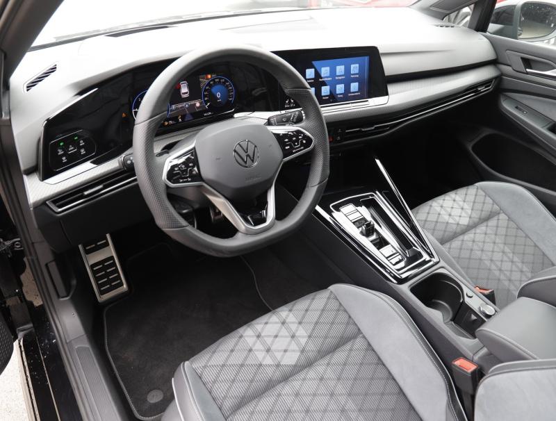 VW Golf Variant R-Line TDI DSG