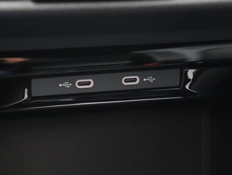 VW Golf Variant R-Line TDI DSG