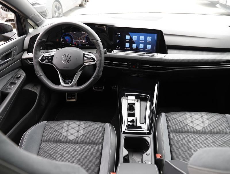 VW Golf Variant R-Line TDI DSG