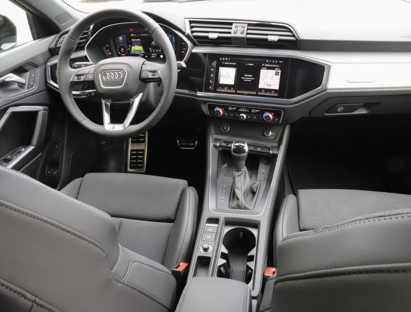 Audi Q3 Sportback e-tron 45 TFSI e S line ext