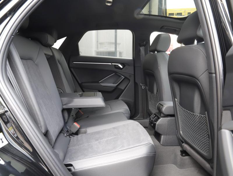 Audi Q3 Sportback e-tron 45 TFSI e S line ext