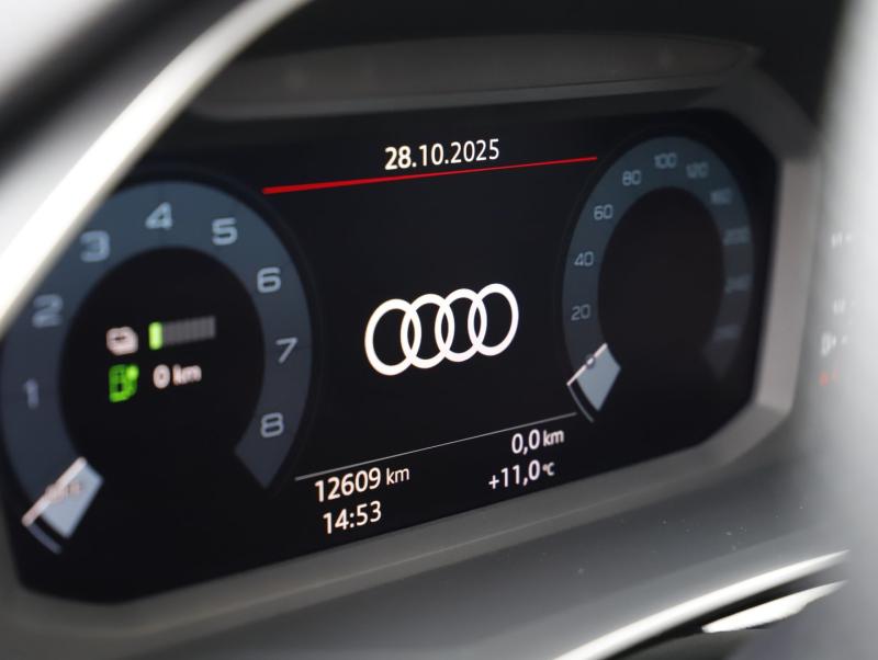 Audi Q3 Sportback e-tron 45 TFSI e S line ext