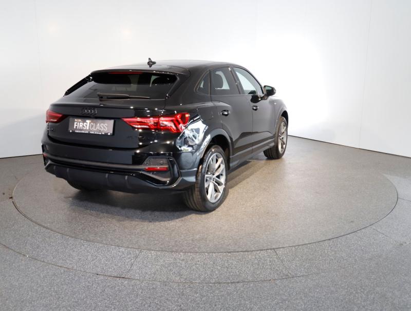 Audi Q3 Sportback e-tron 45 TFSI e S line ext